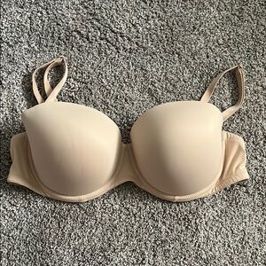 PINK Victoria's Secret Tan T-Shirt Bra with Molded Cups
